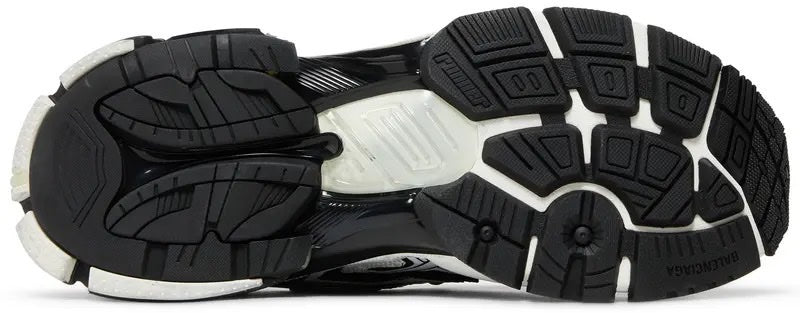 Balenciaga Runner Sneaker 'Graffiti - White Black'